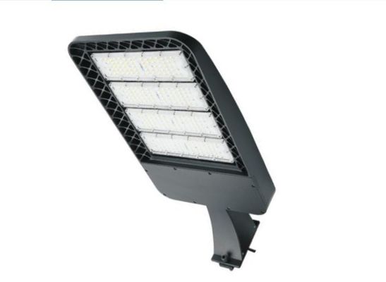 China High Lumen 90-277v IP65 Outdoor Led Shoebox Light 150w With 5 Years Warranty supplier