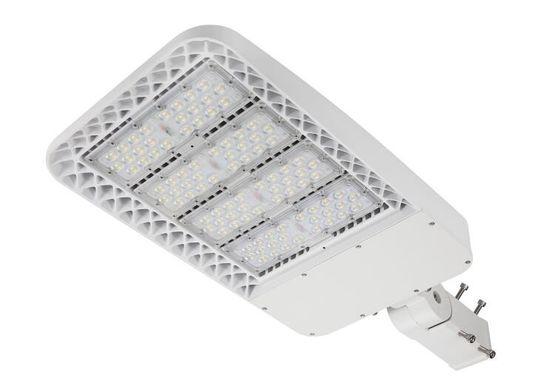 130Lm / Watt Shoe Box LED Light 4000K Daylight Brightness 5 Years Warranty supplier